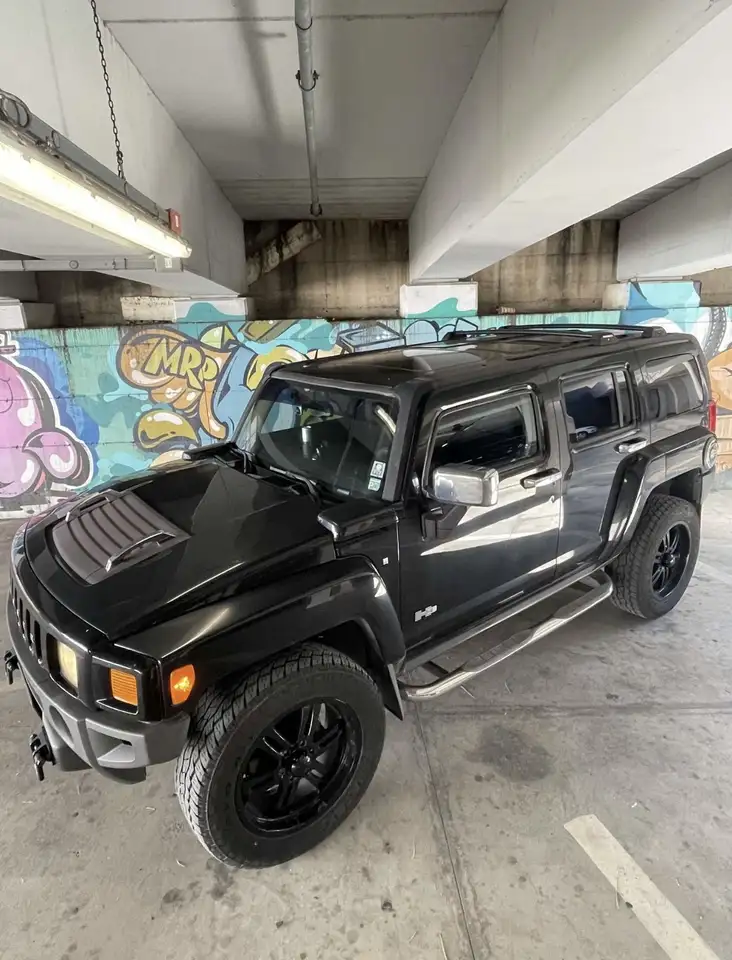Hummer H3