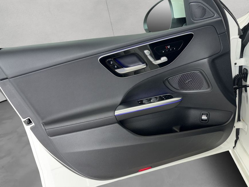 Mercedes-Benz C 200 C-Klasse — photo 14