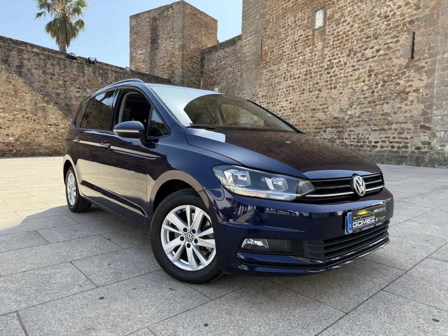 Volkswagen Touran 2.0TDI Business and Navi 90kW Azul - 2