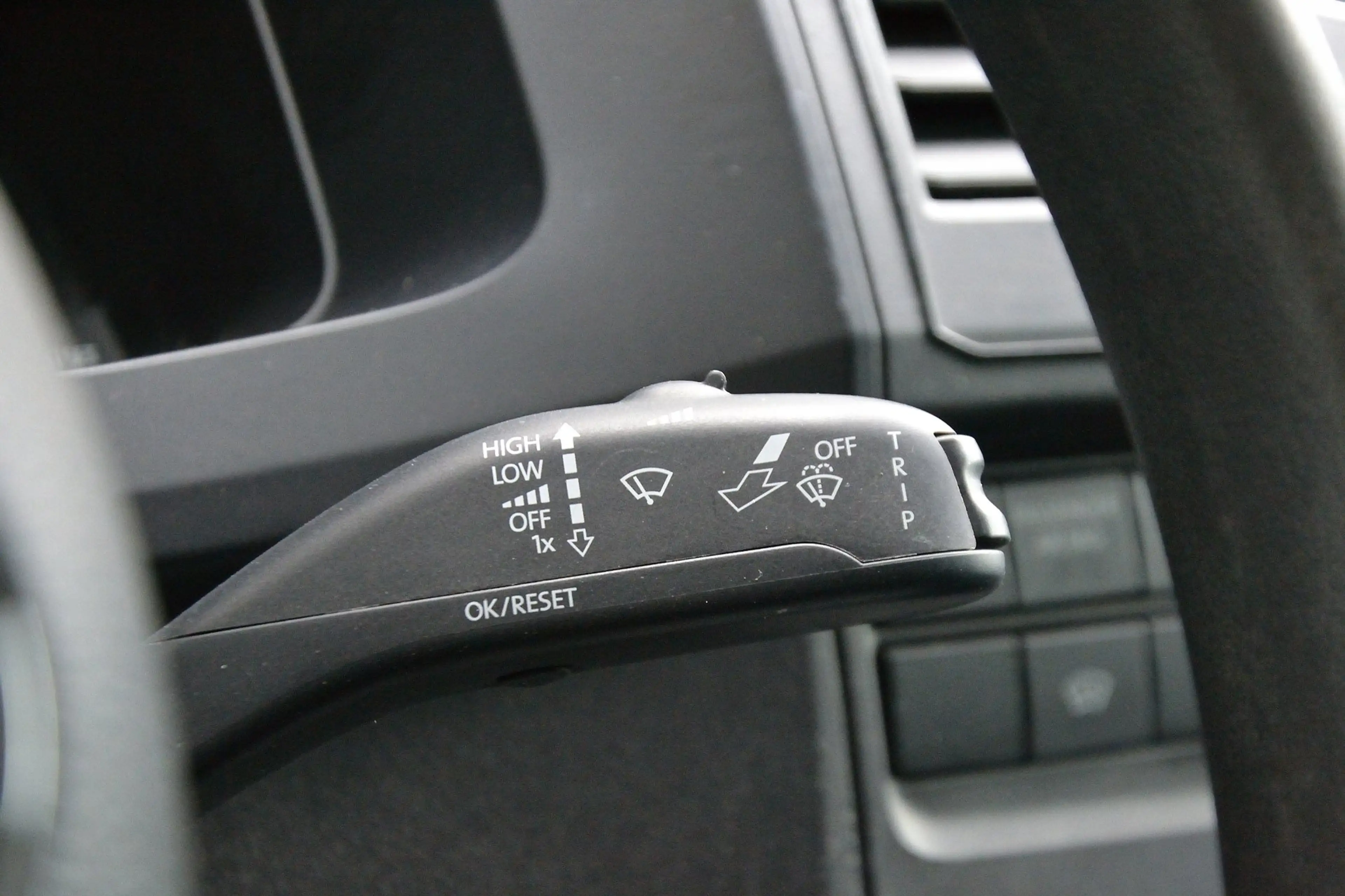 Volkswagen Transporter 2.0 TDI L1H1 Comfortline | Cruise Control | Trekha — photo 16