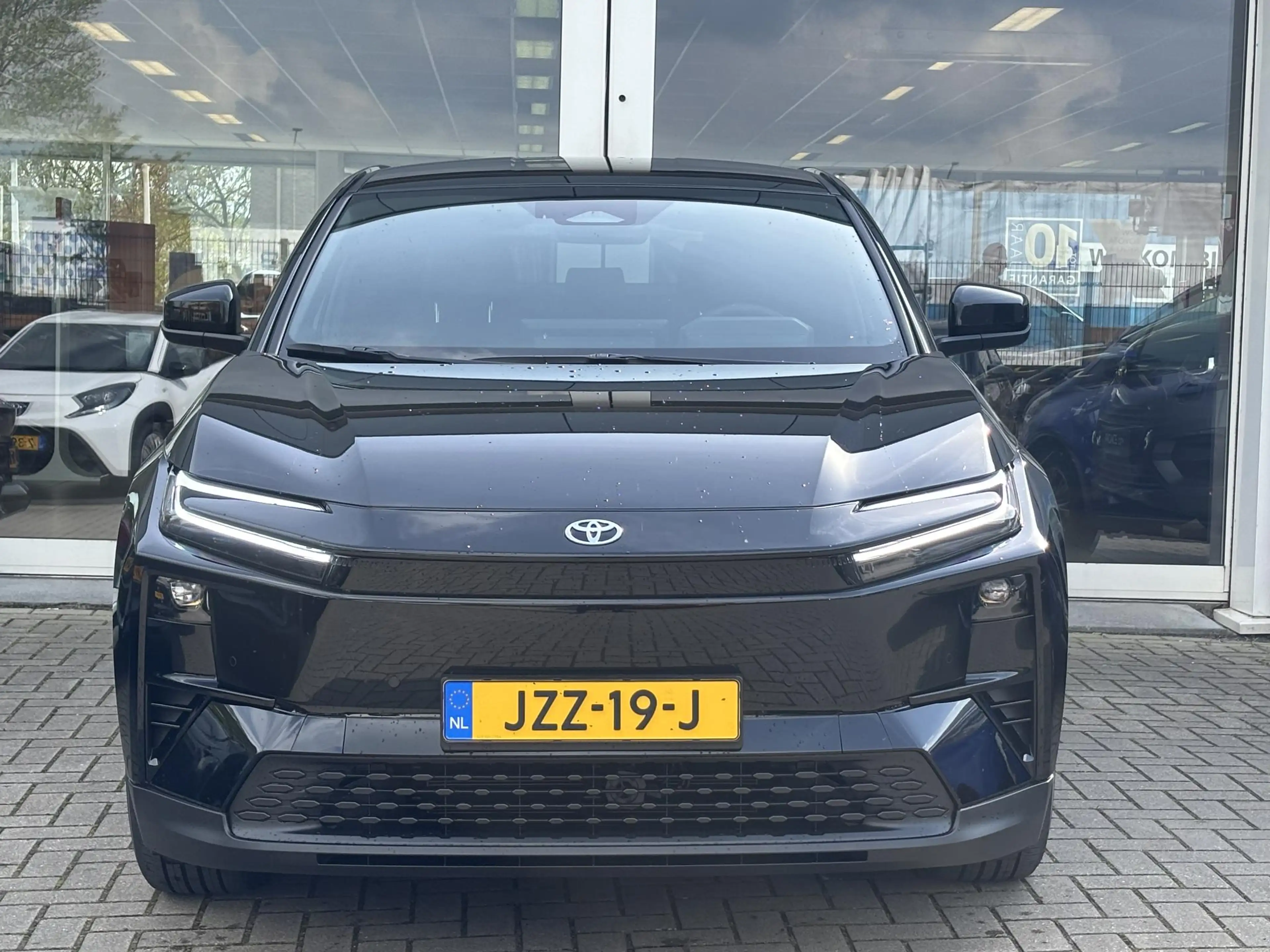 Toyota C-HR+ First Edition 77 kWh — photo 4