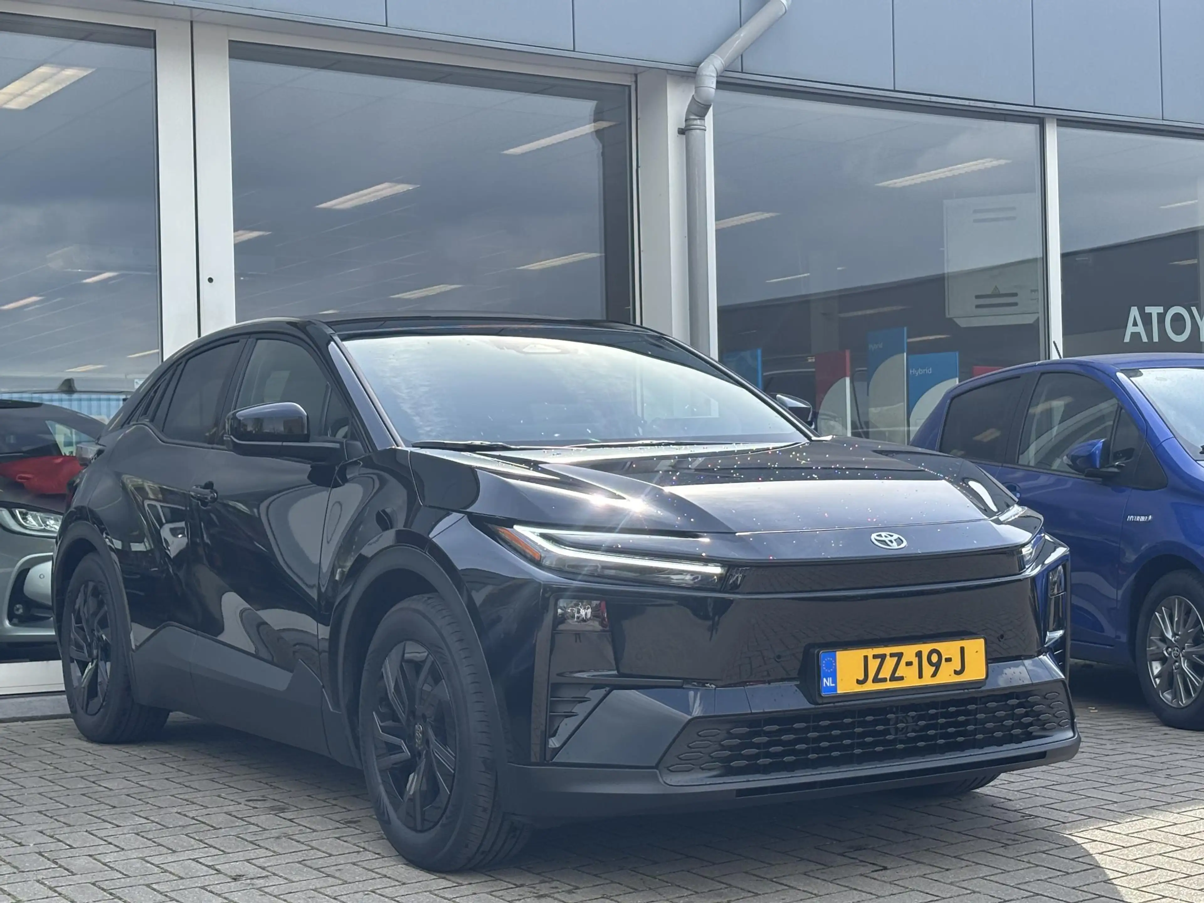 Toyota C-HR+ First Edition 77 kWh — photo 3