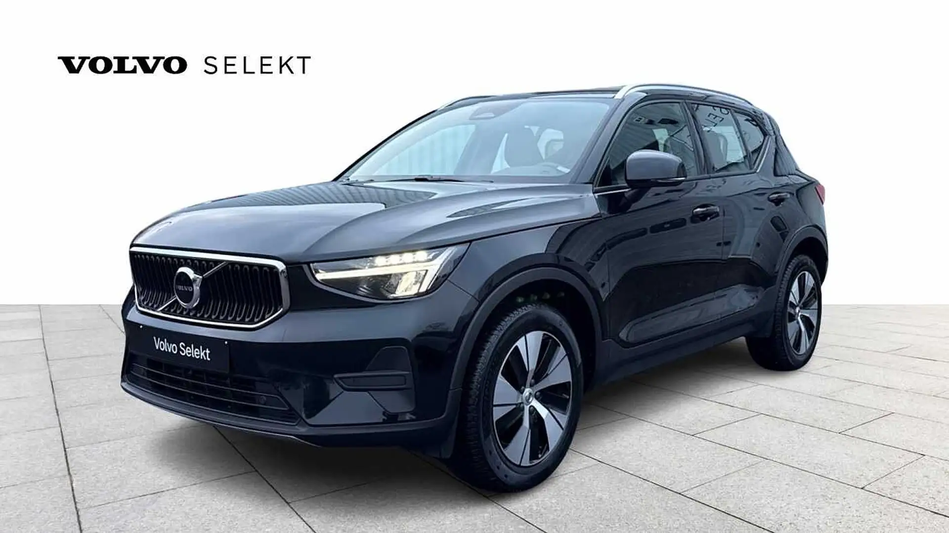 Volvo XC40 Core, B3 Mild hybrid, Benzine Noir - 1
