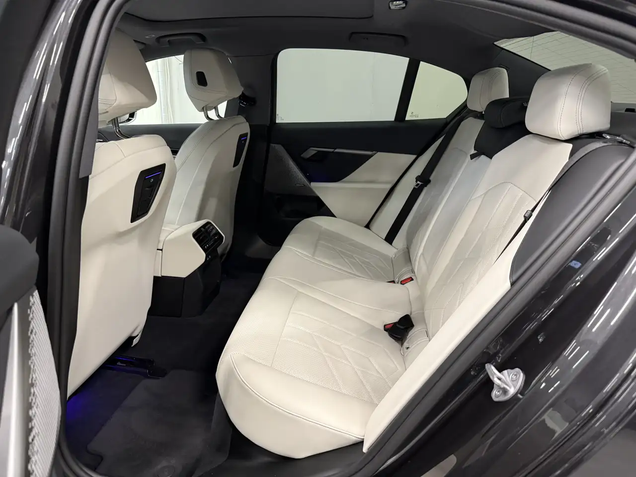 BMW 530 5-serie 530e Edition PANO/H&K/HEAD-UP/LEER-SPORT/C, миниатюра 13