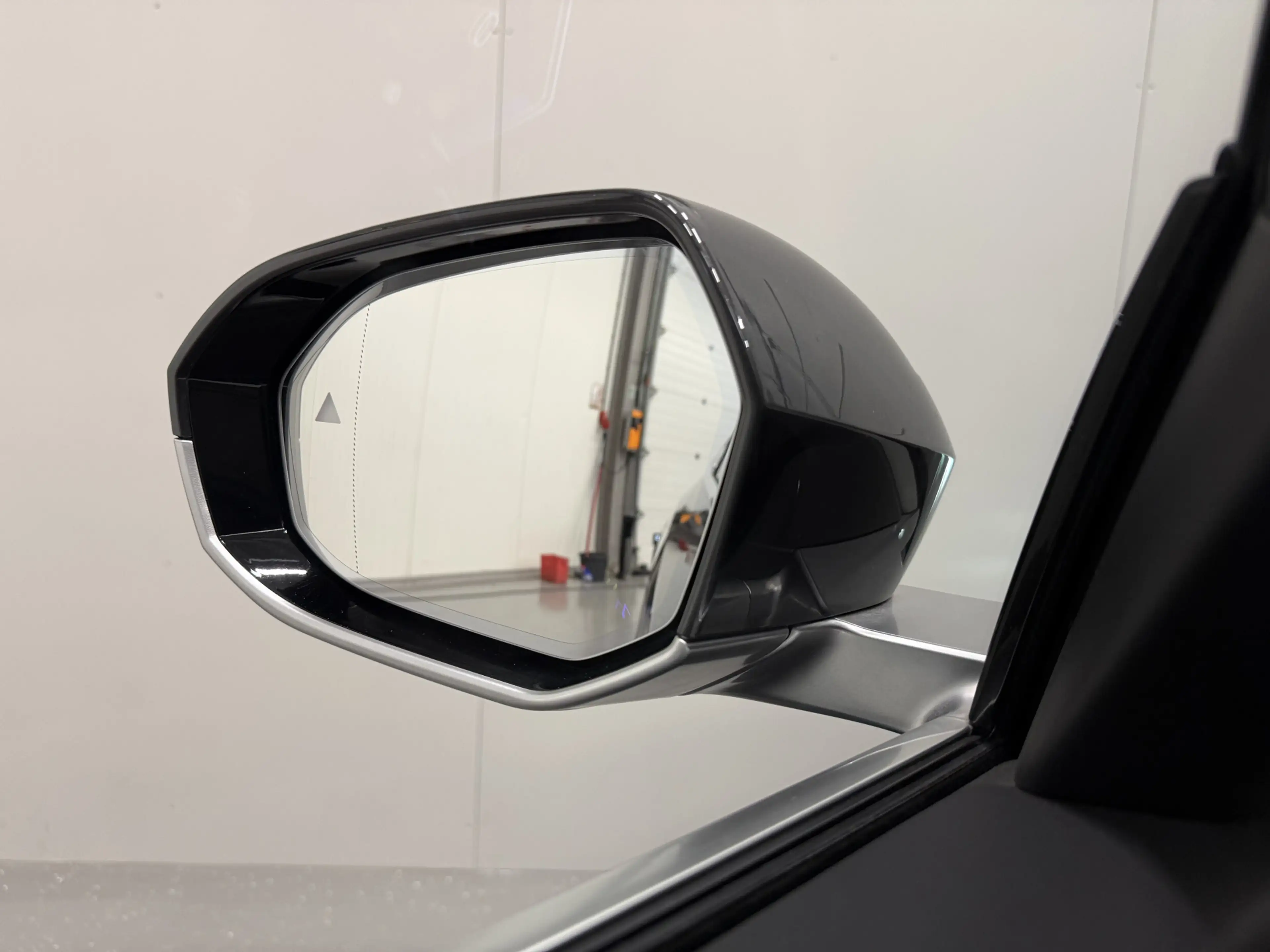 BMW 530 5-serie 530e Edition PANO/H&K/HEAD-UP/LEER-SPORT/C — photo 34