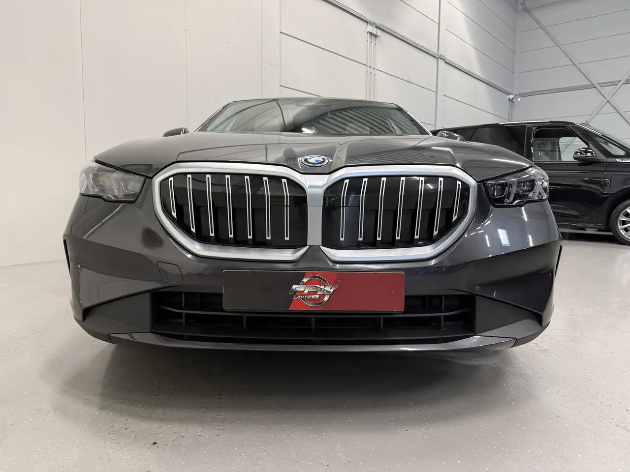 BMW 530 5-serie 530e Edition PANO/H&K/HEAD-UP/LEER-SPORT/C, миниатюра 4
