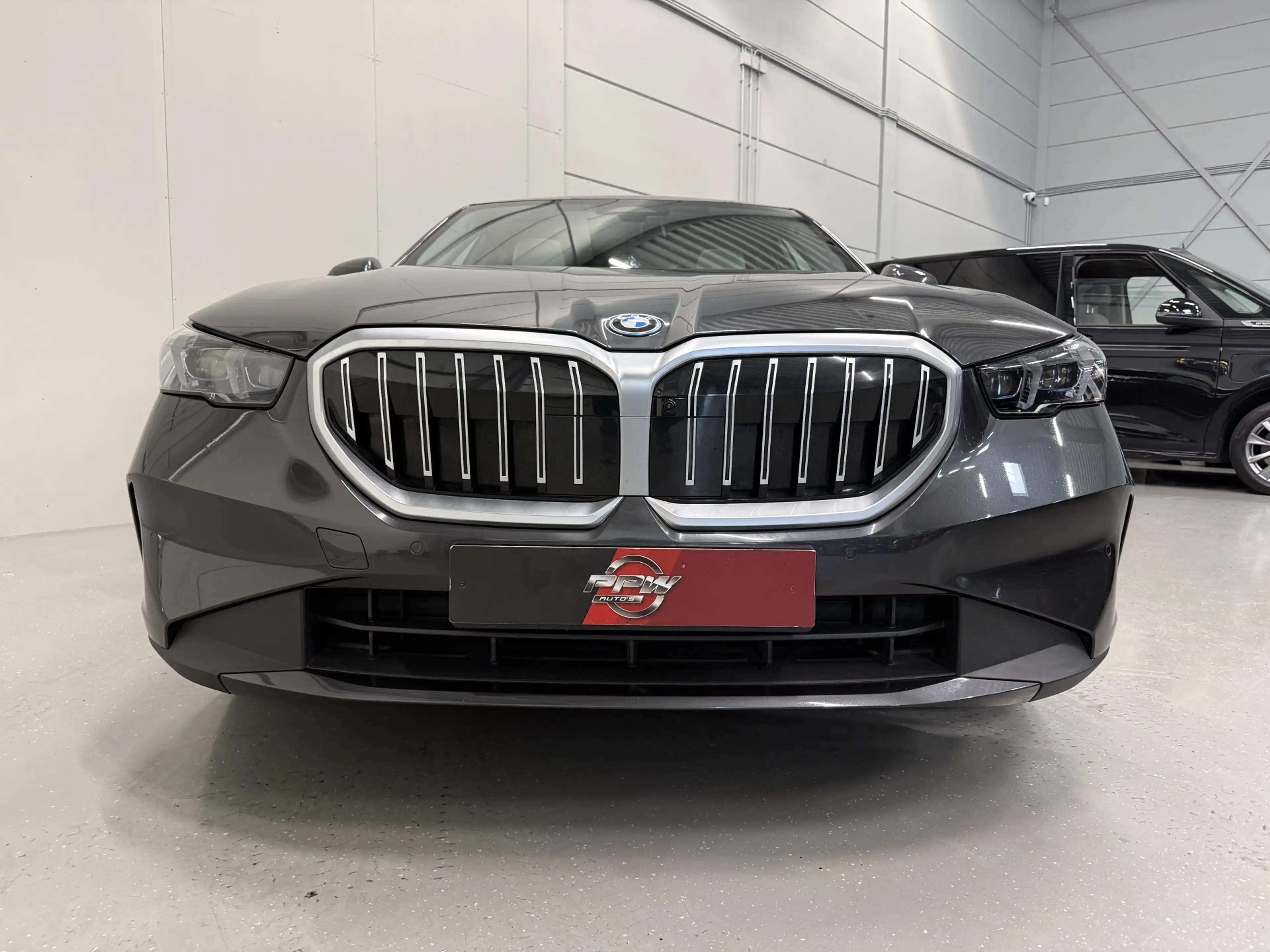 BMW 530 5-serie 530e Edition PANO/H&K/HEAD-UP/LEER-SPORT/C — photo 4