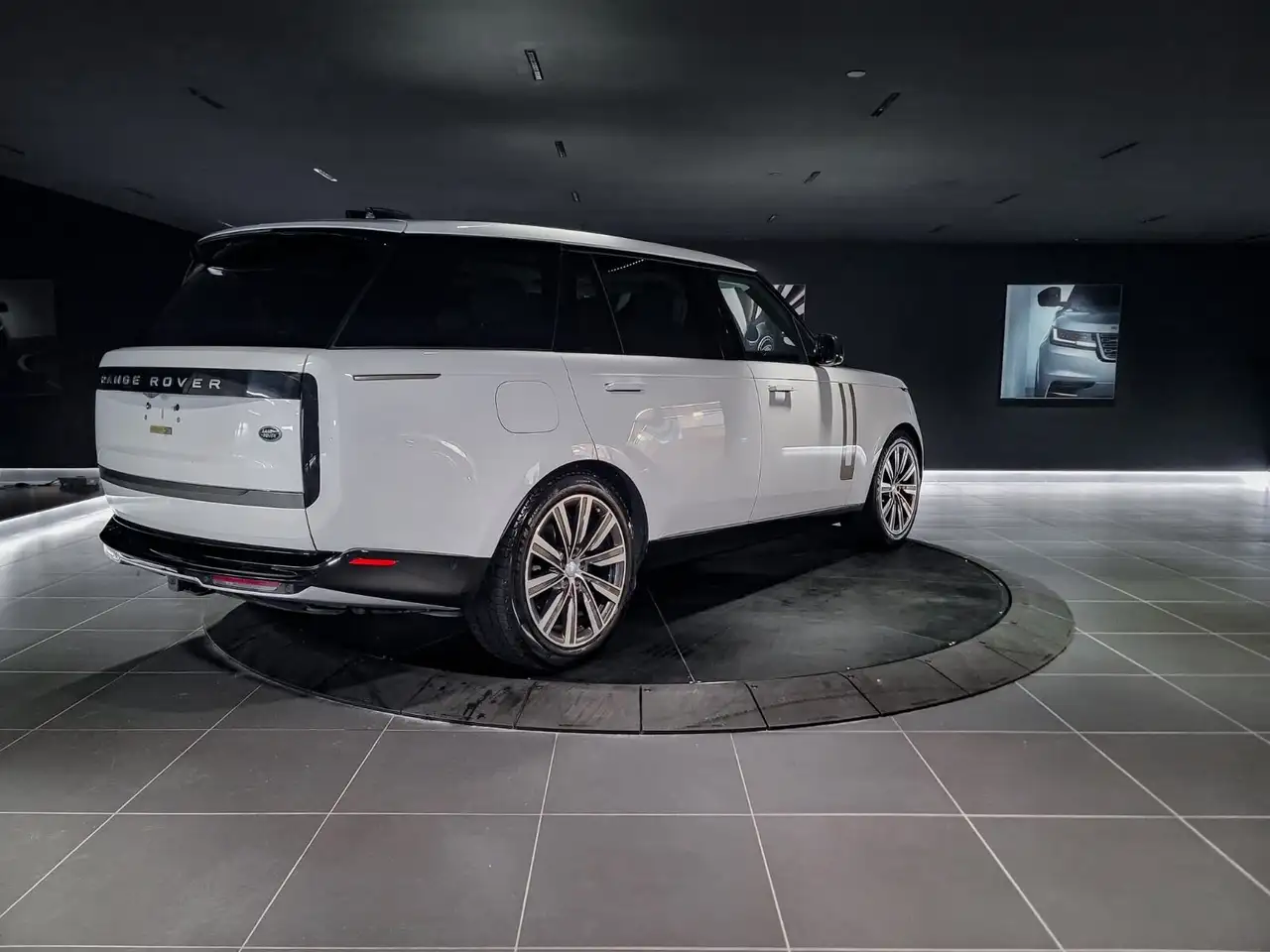 Land Rover Range Rover снимка Land Rover Range Rover