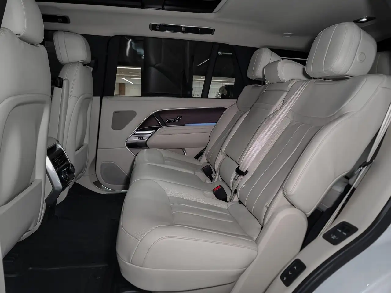 Land Rover Range Rover снимка Land Rover Range Rover