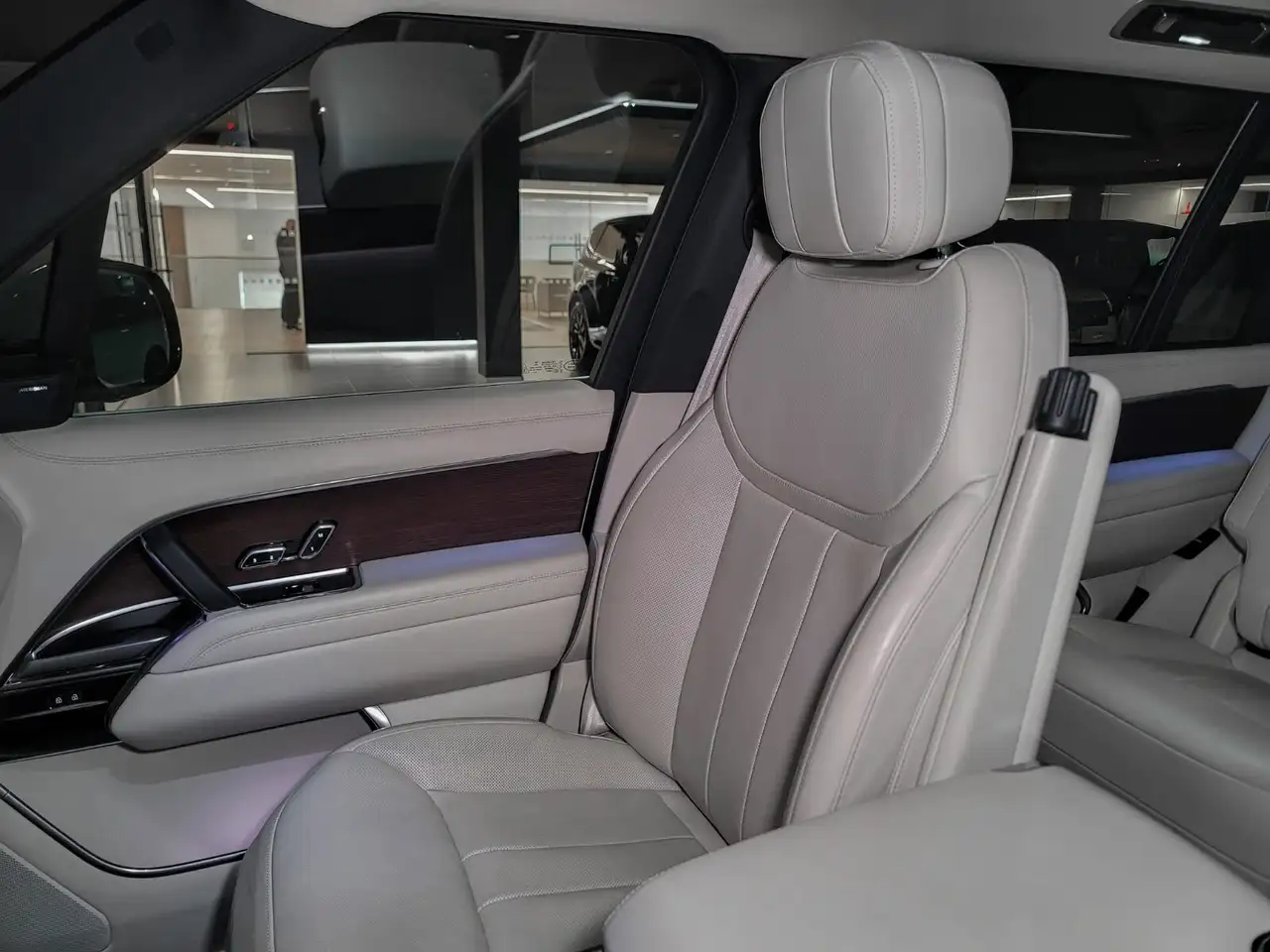 Land Rover Range Rover снимка Land Rover Range Rover