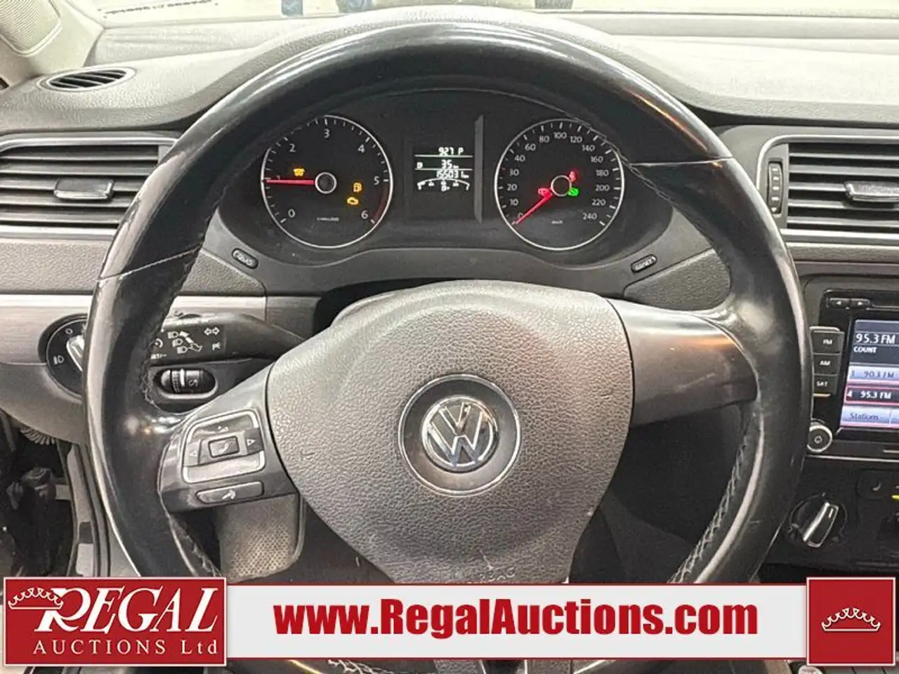 Volkswagen Jetta снимка Volkswagen Jetta