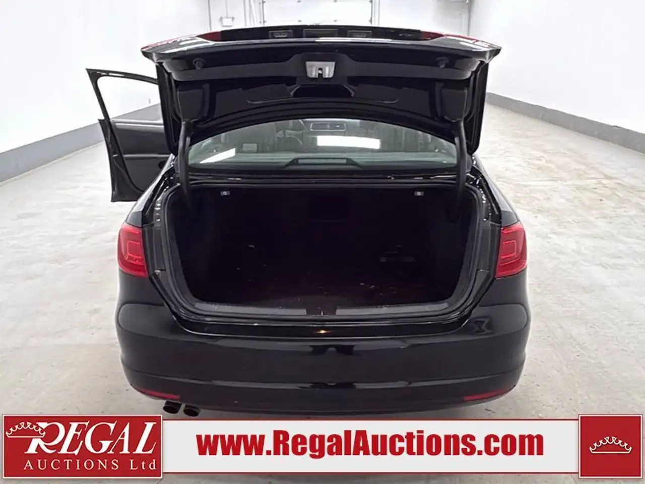 Volkswagen Jetta снимка Volkswagen Jetta