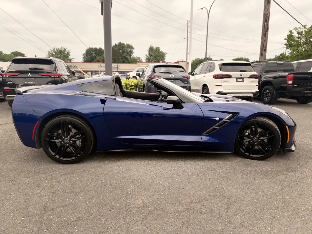 Chevrolet Corvette снимка Chevrolet Corvette