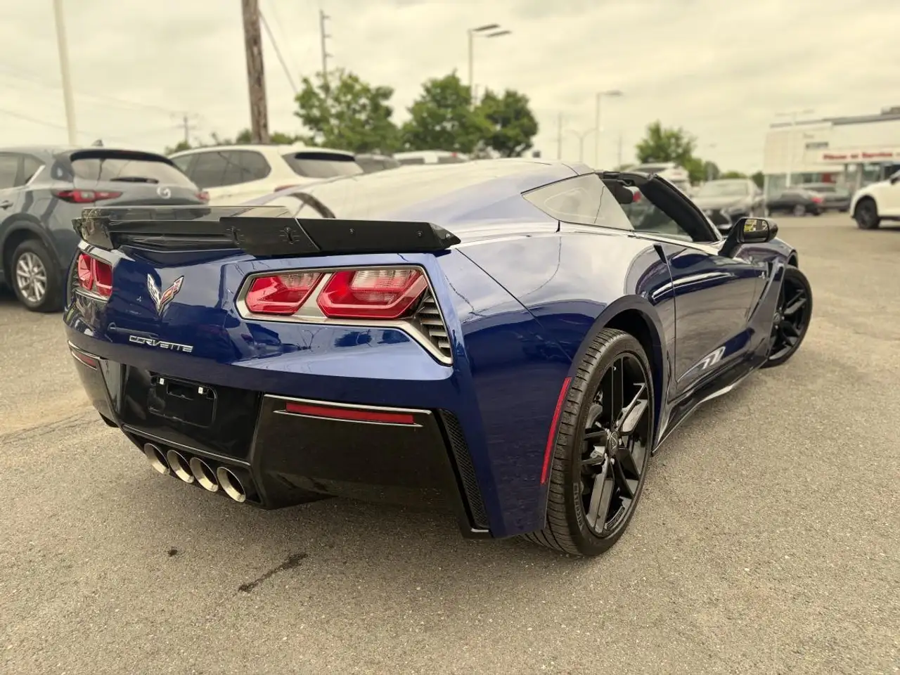 Chevrolet Corvette снимка Chevrolet Corvette