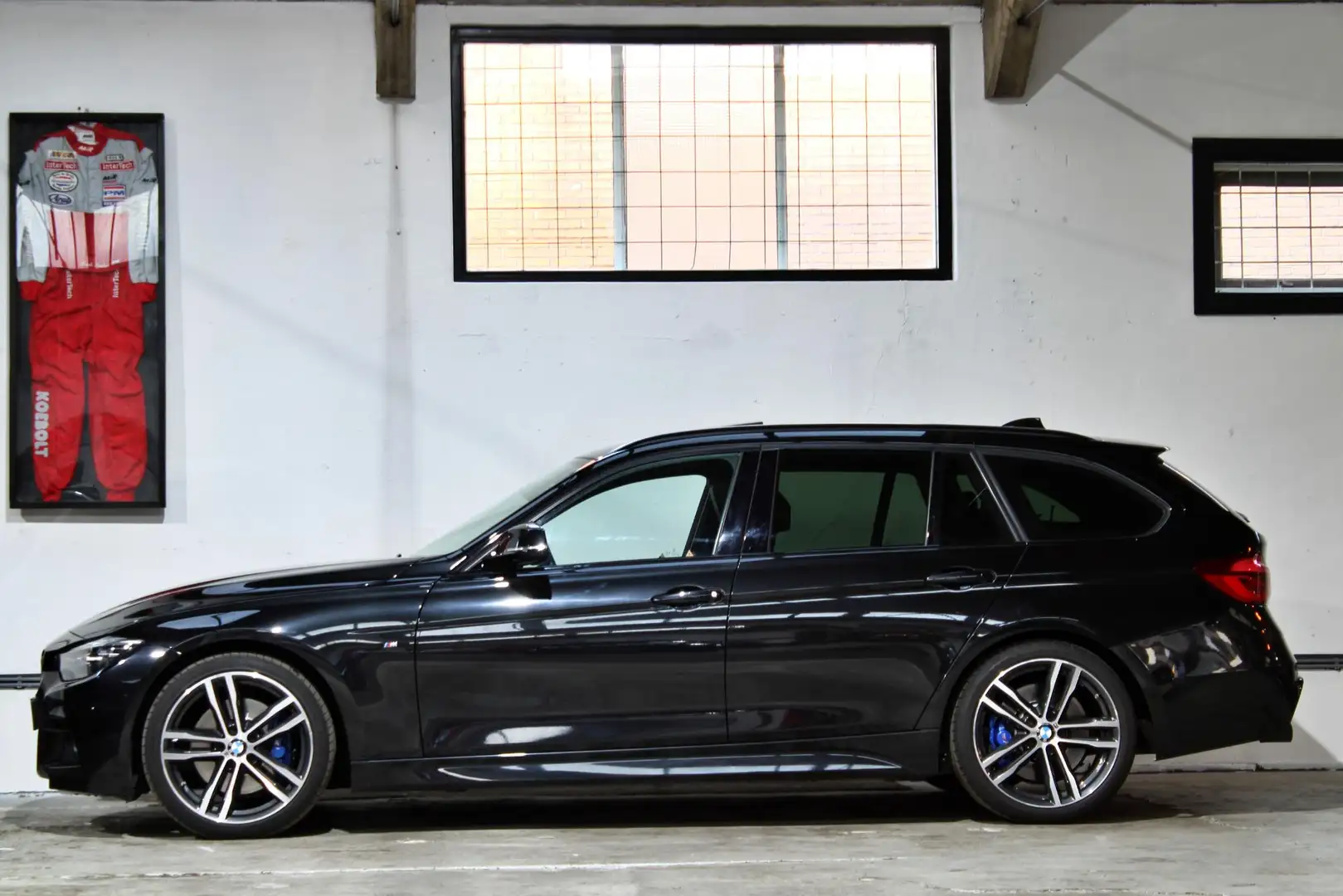 BMW 320 3-serie Touring 320i M Sport Edition | 19 inch | P Negro - 2