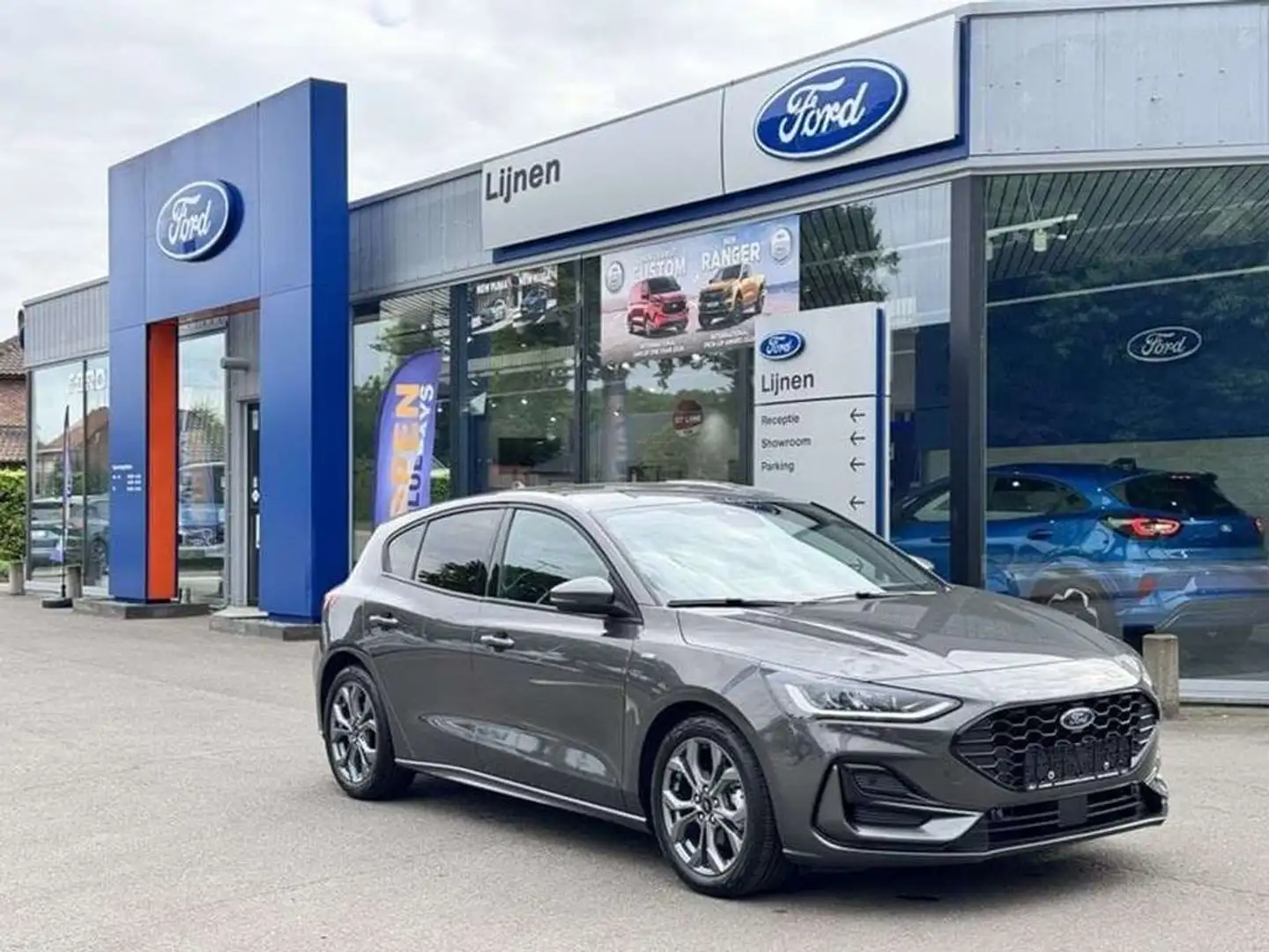 Ford Focus 5D MHEV ST LINE 1.0i ECOBOOST Gris - 1
