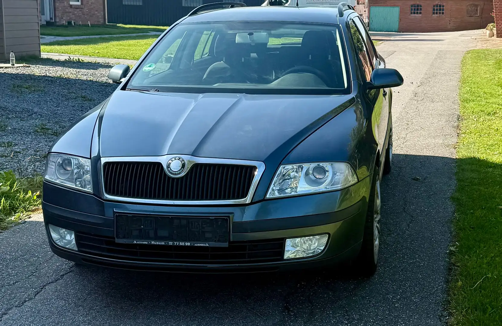 Skoda Octavia Octavia Combi 1.6 FSI Ambiente Grau - 1
