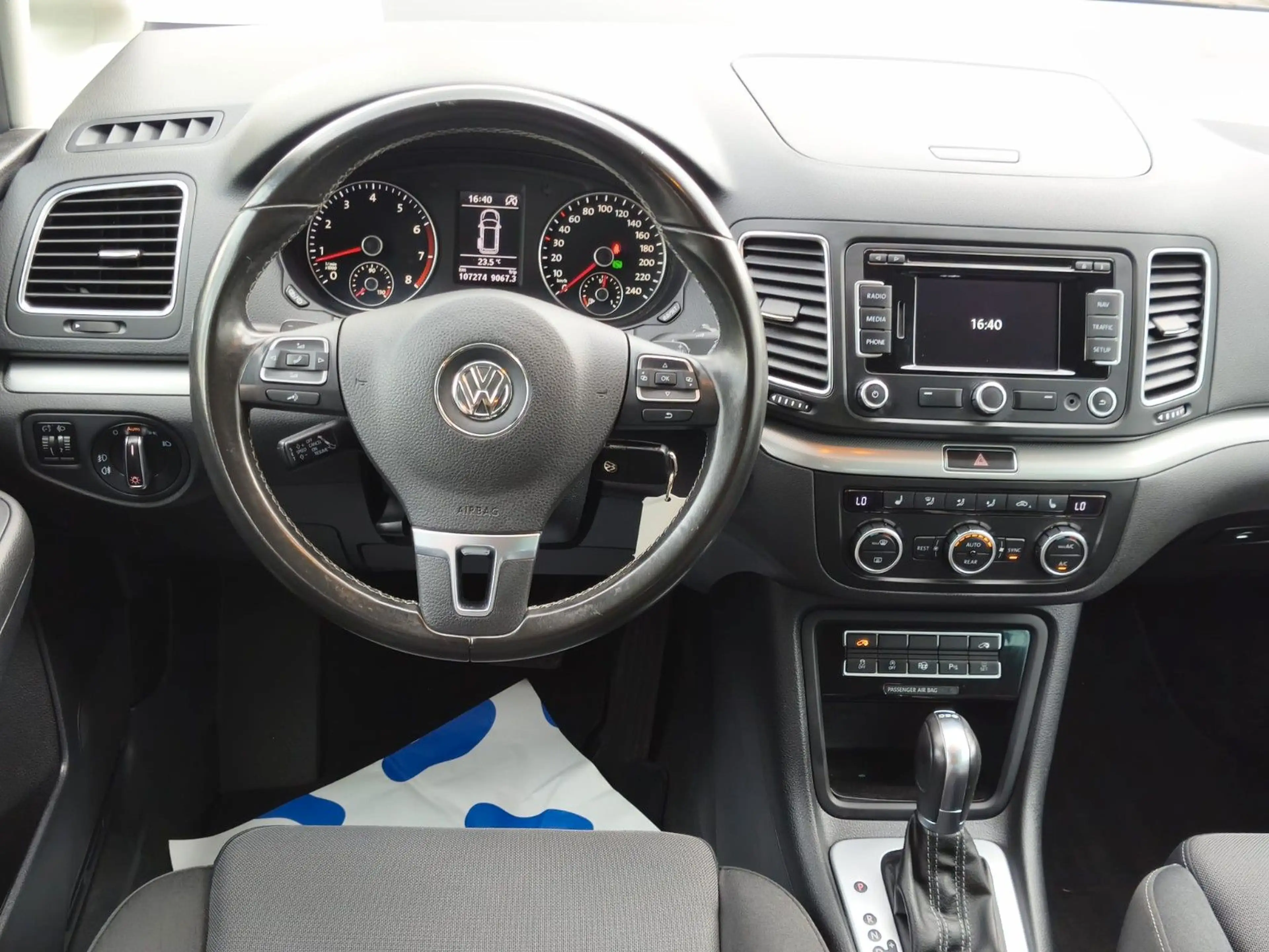 Volkswagen Sharan 1.4Comfortline DSG 7-SITZER — photo 5
