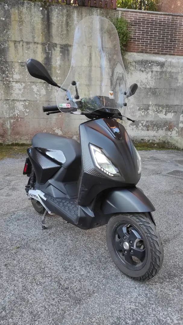 Piaggio Piaggio 1 Active Чорний - 2