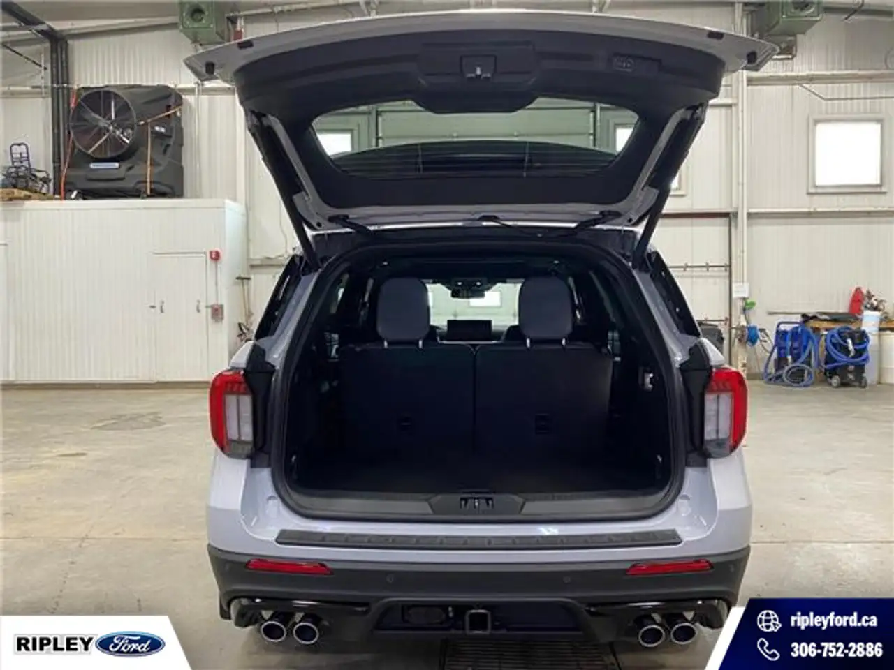 Ford Explorer photo Ford Explorer