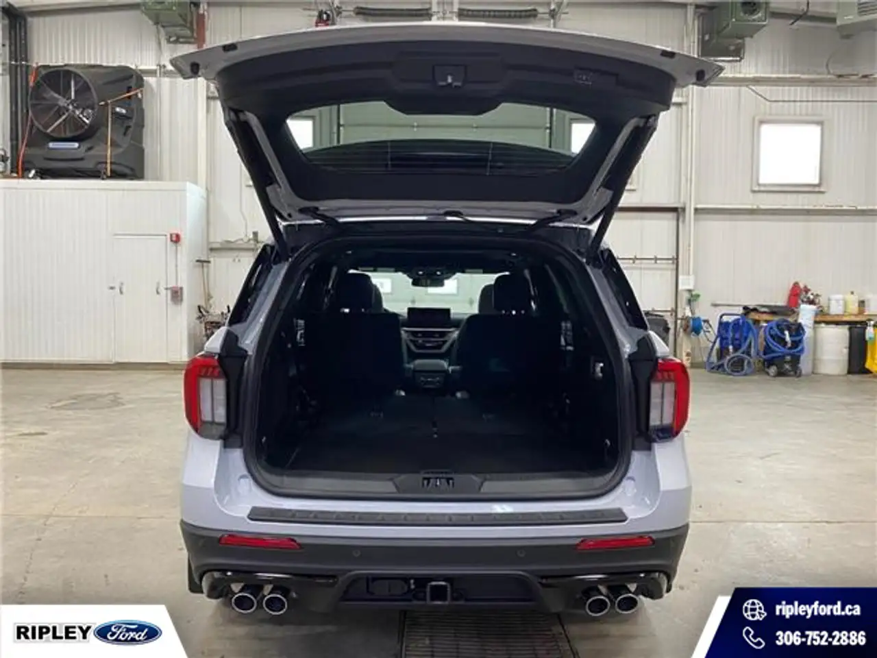 Ford Explorer photo Ford Explorer