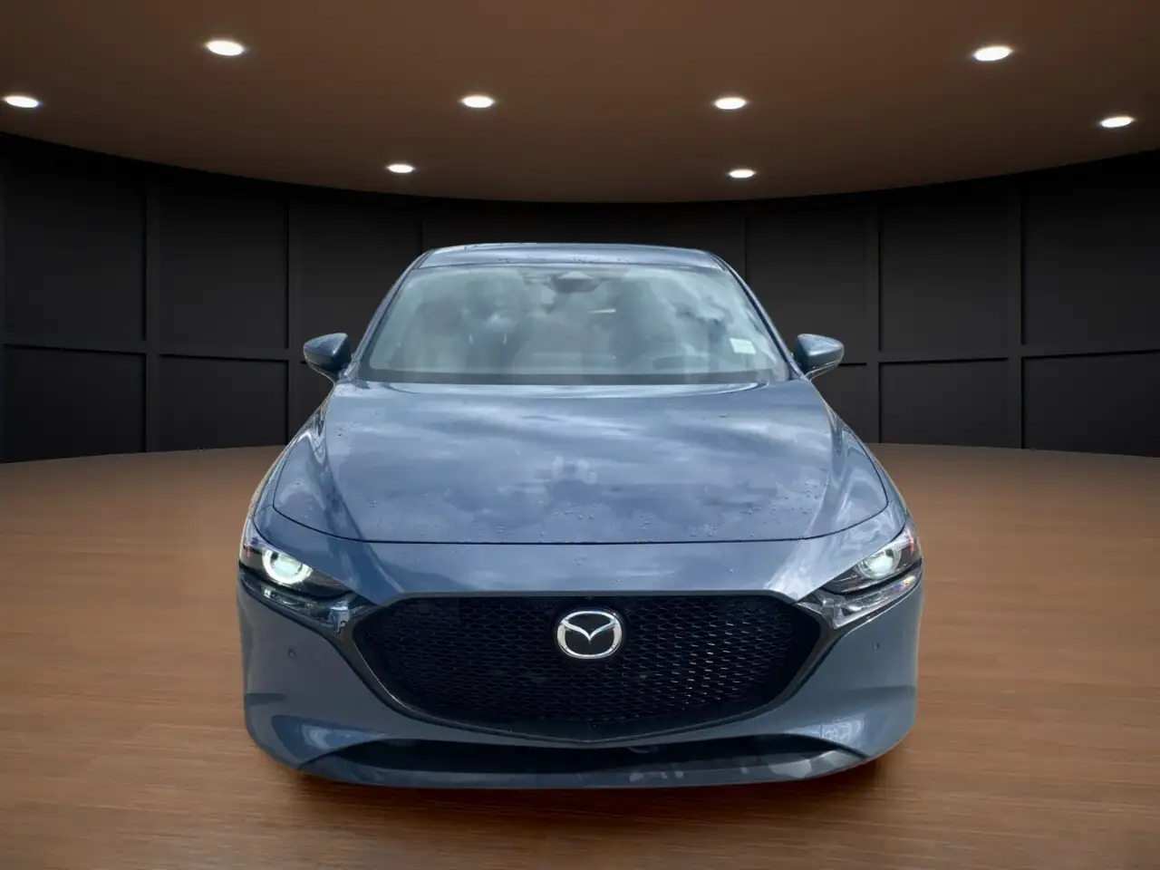 Mazda 3 снимка Mazda 3