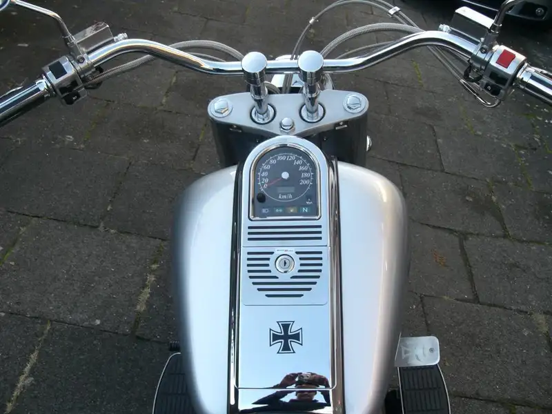 Suzuki VL 1500 - foto 5