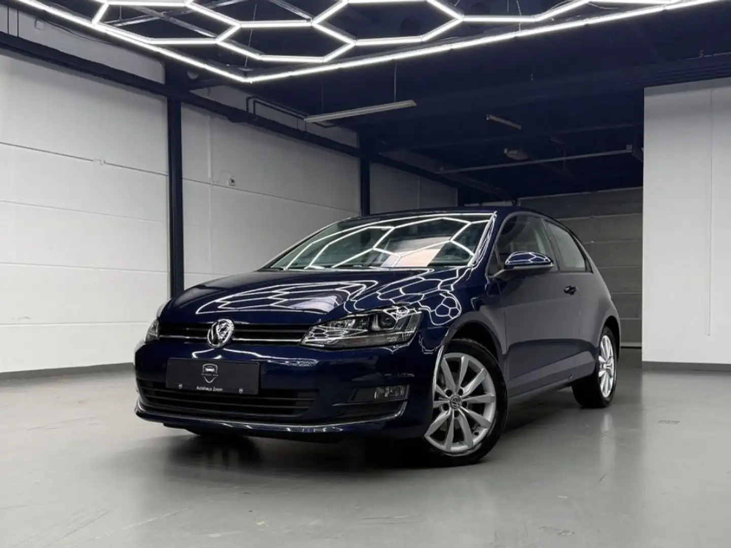 Volkswagen Golf VII Lim. Highline BMT 1HD/DSG/ALCAN/BI-XEN Bleu - 1