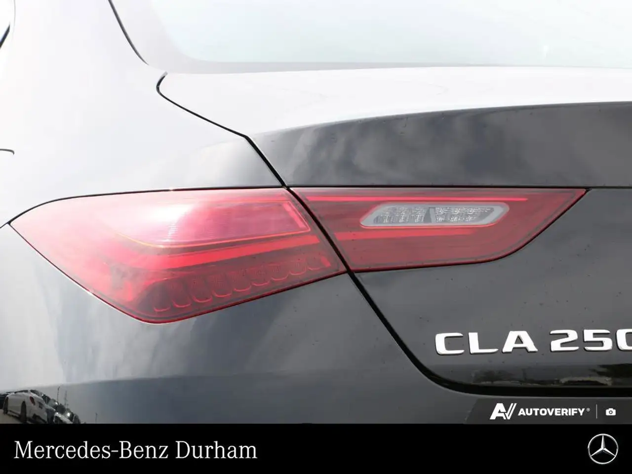 Mercedes-Benz CLA снимка Mercedes-Benz CLA
