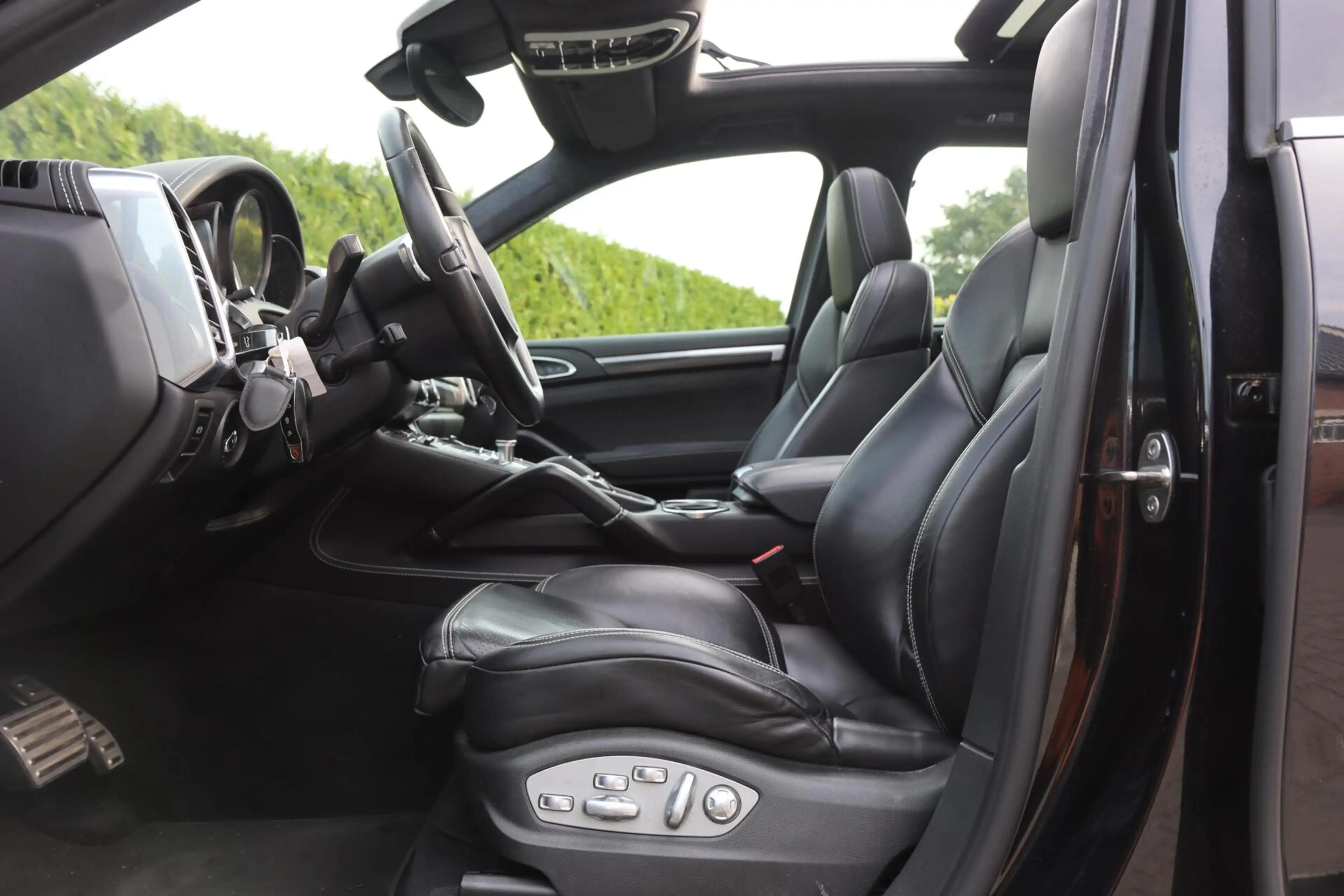 Porsche Cayenne 4.8 GTS V8 🚀 | PANO ☀️ | SPORT CHRONO ⏱️ | LUCHTVE — photo 4