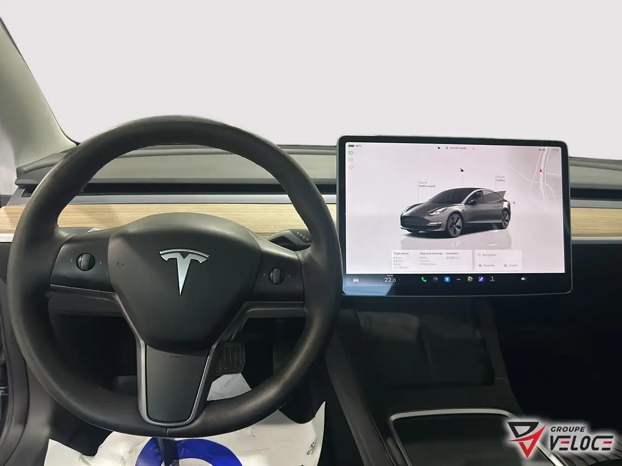 Tesla Model 3 снимка Tesla Model 3