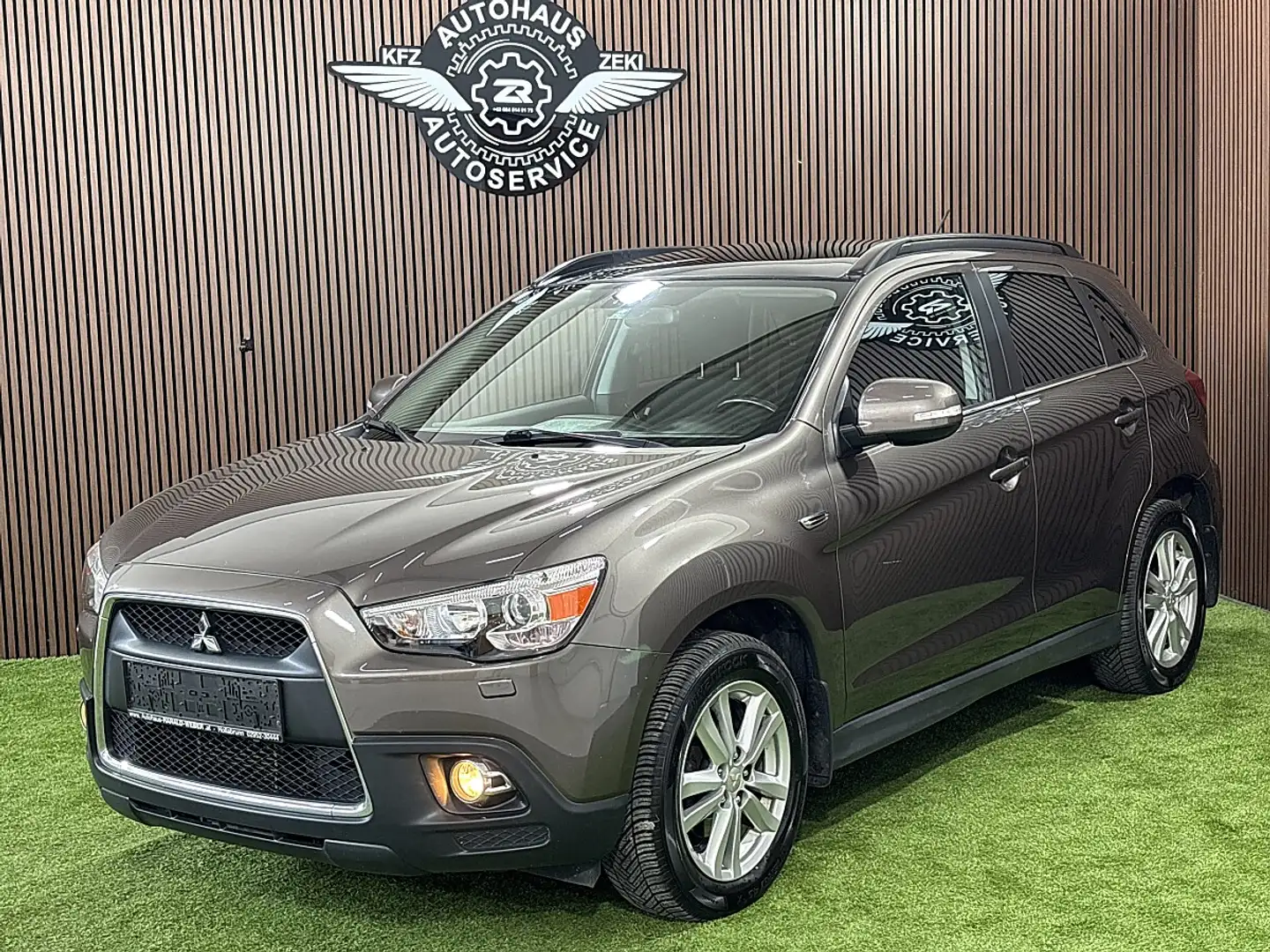 Mitsubishi ASX 1,8 DI-D LP 4WD Intense *NUR 111T KM* *VOLLES S... Braun - 1