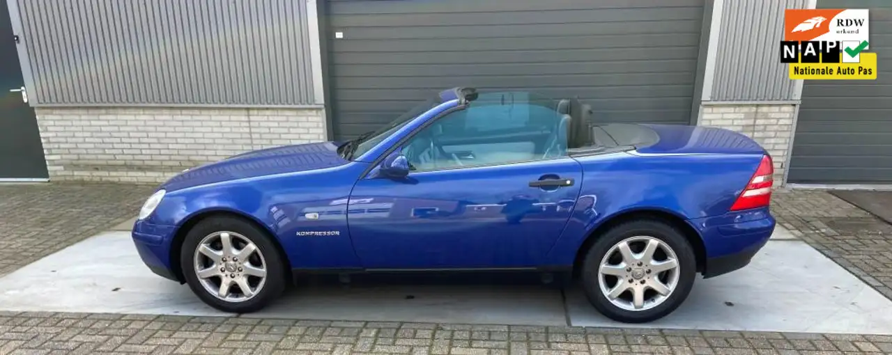 Mercedes-Benz SLK 230