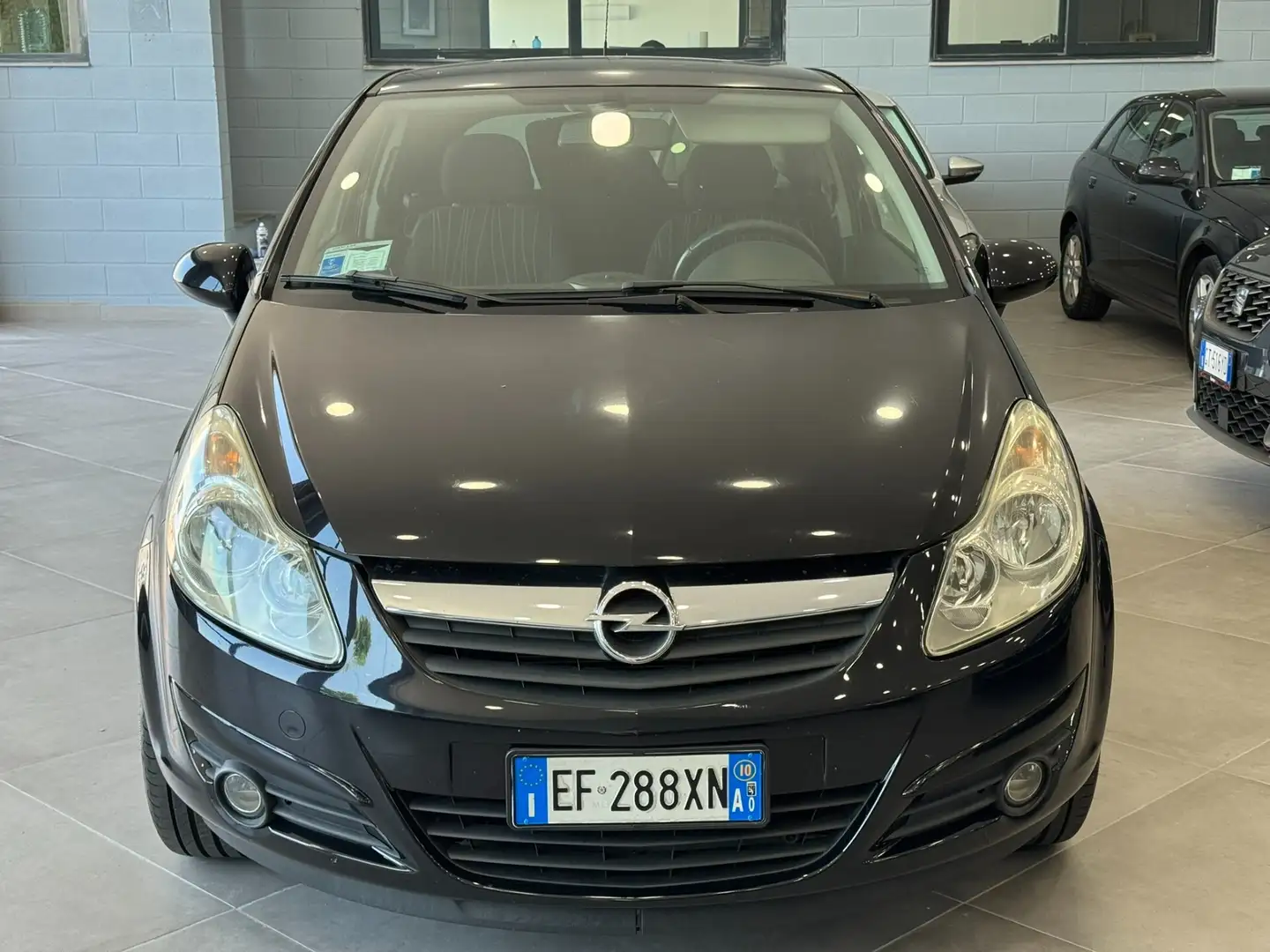 Opel Corsa 1.2 3 porte Edition Nero - 2