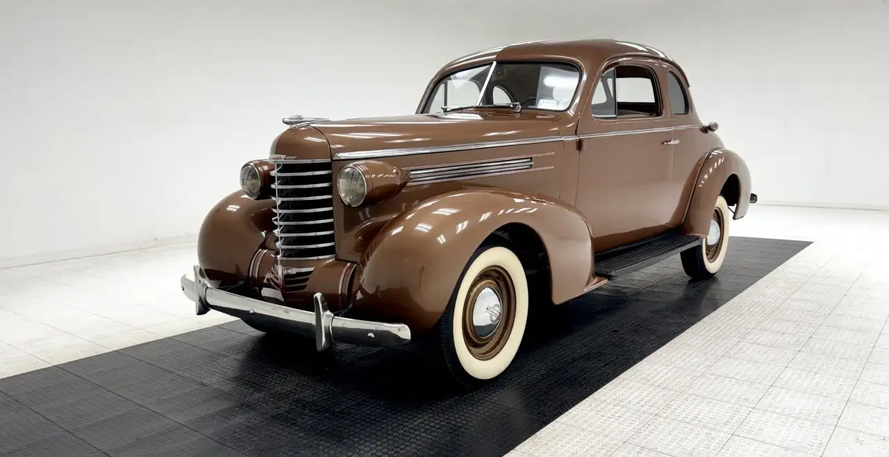 Oldsmobile F37 6 Business Coupe, foto 1
