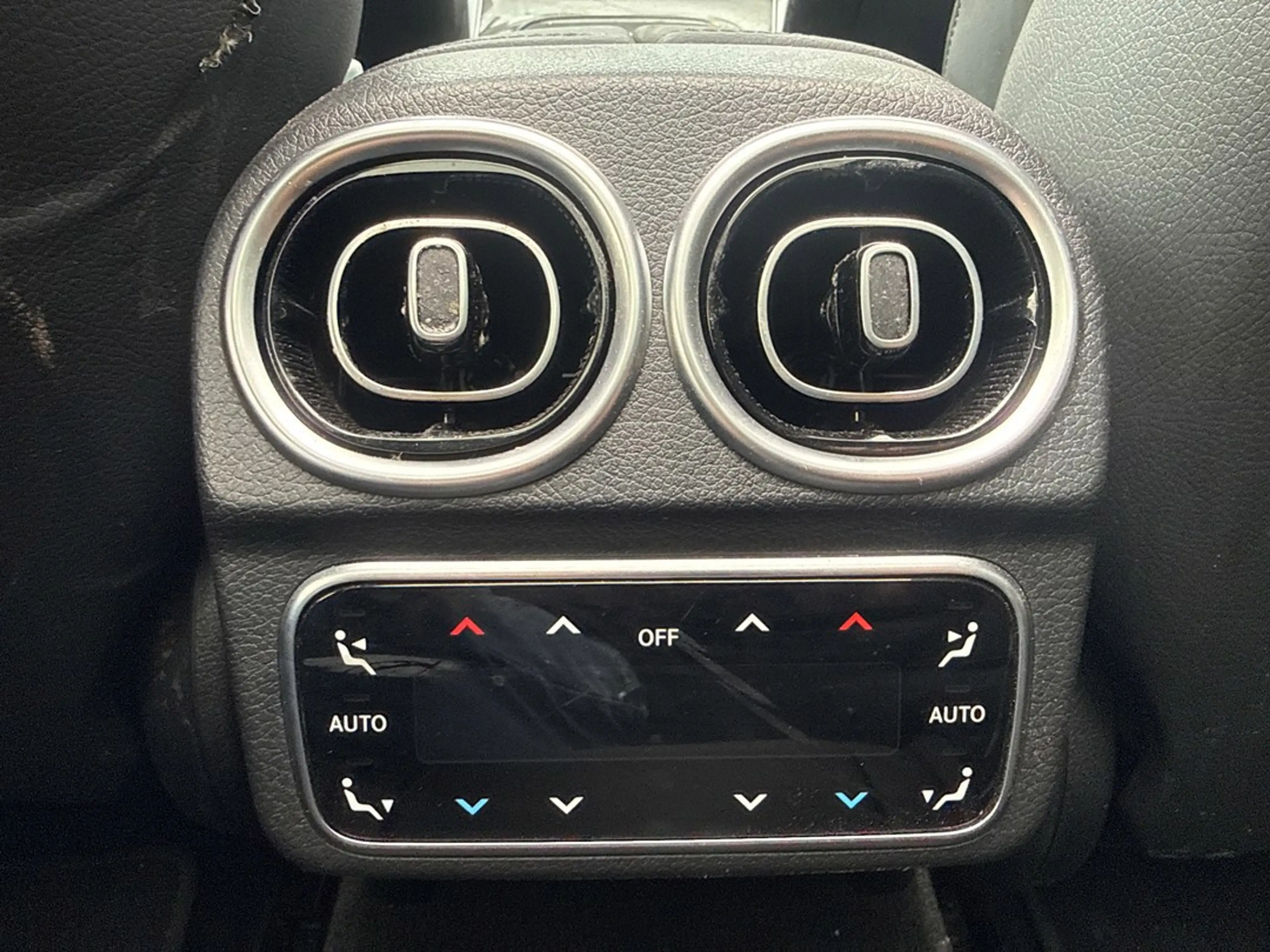 Mercedes-Benz C 220 D | AMG Pakket | Pano| Memory seats — photo 11