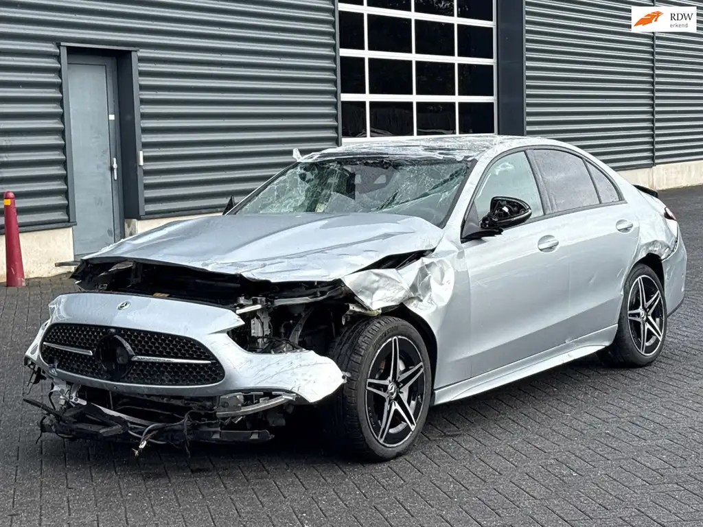 Mercedes-Benz C 220 2026 из Европы — купить под ключ