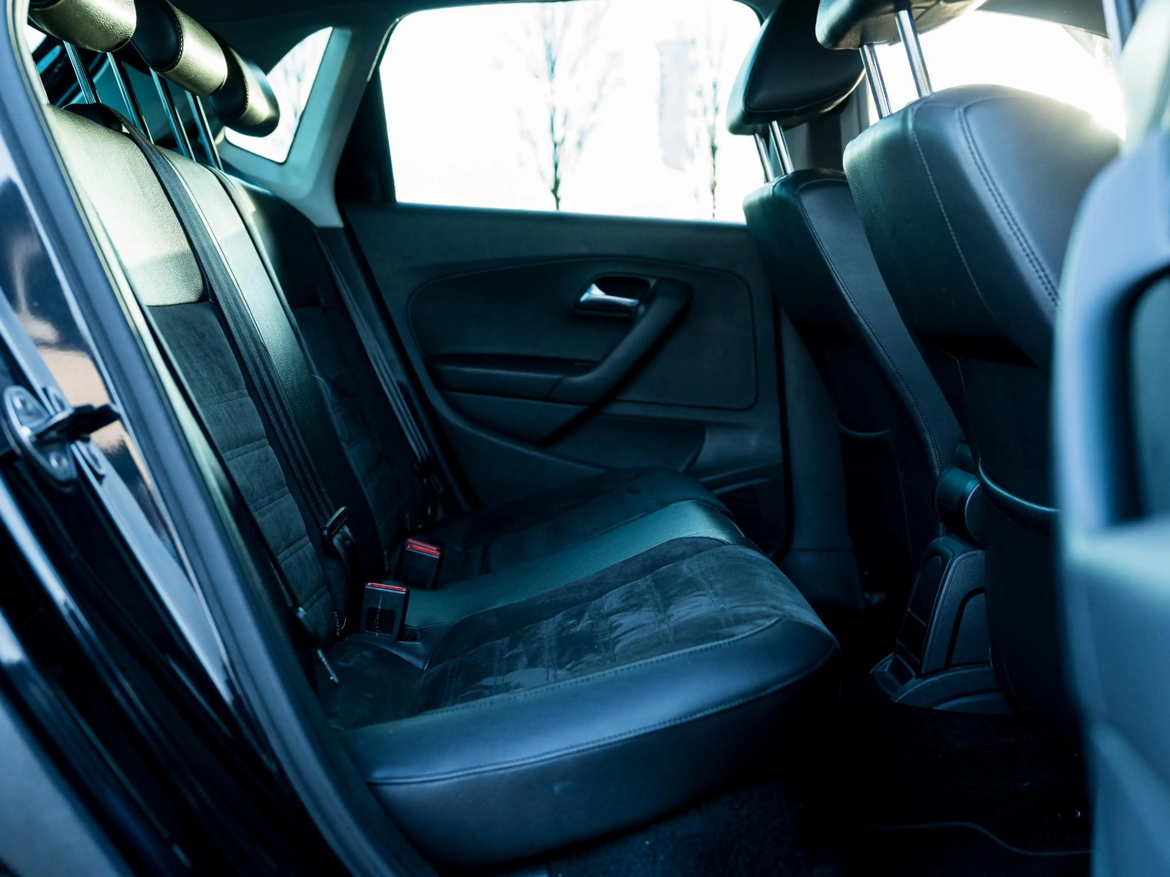 Volkswagen Polo Cross 1.2 TSI | Trekhaak | Origineel NL | Navigatie | St — photo 5