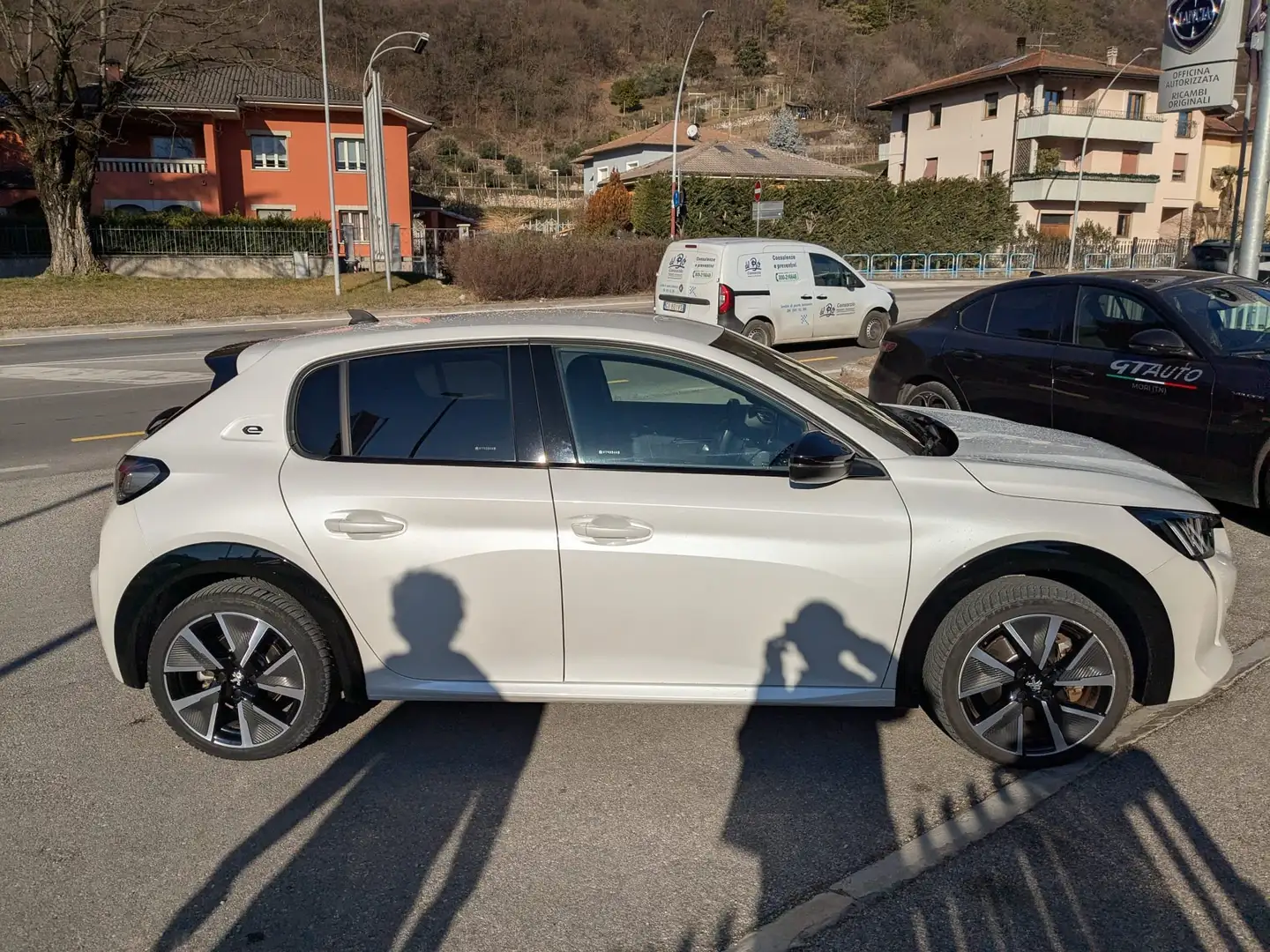 Peugeot 208 e-208 GT 100kW my20 Bianco - 2