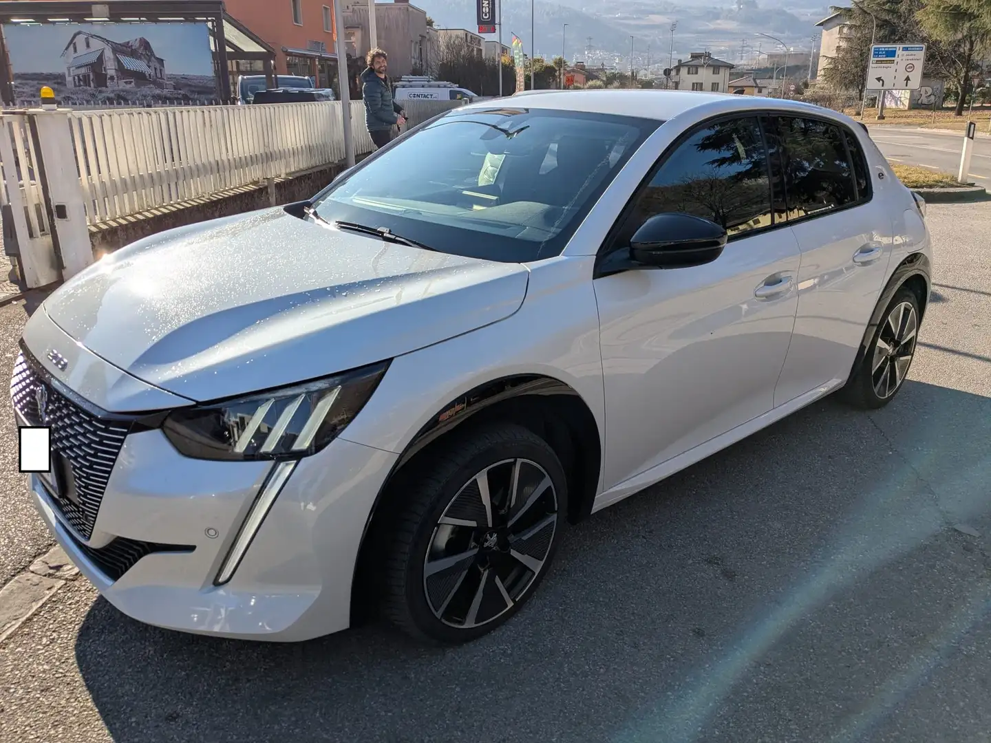 Peugeot 208 e-208 GT 100kW my20 Bianco - 1