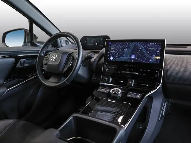 Toyota BZ4X view 5