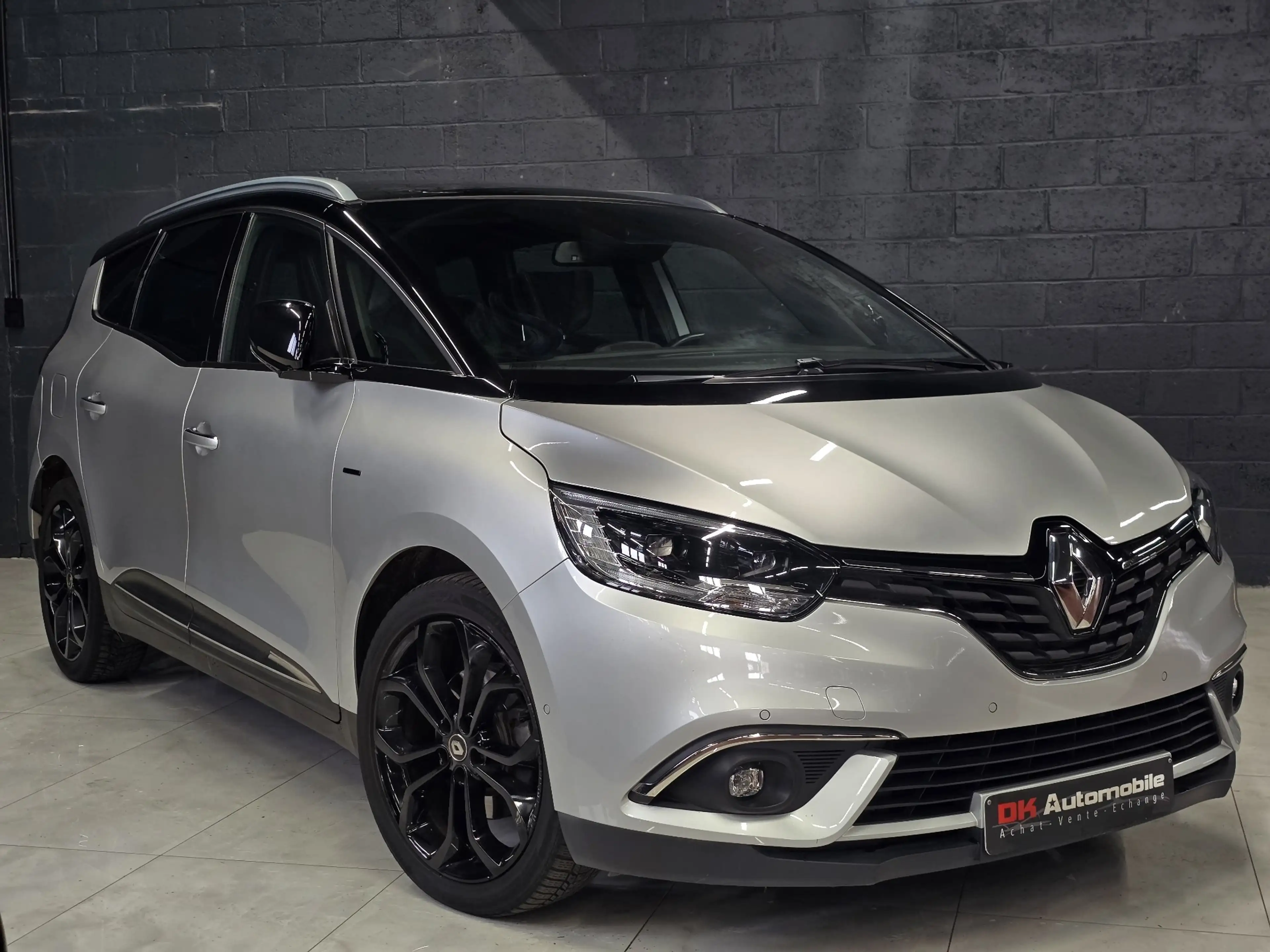 Renault Grand Scenic 1.7dCi Black Edition EDC * 1er prop * Garantie *