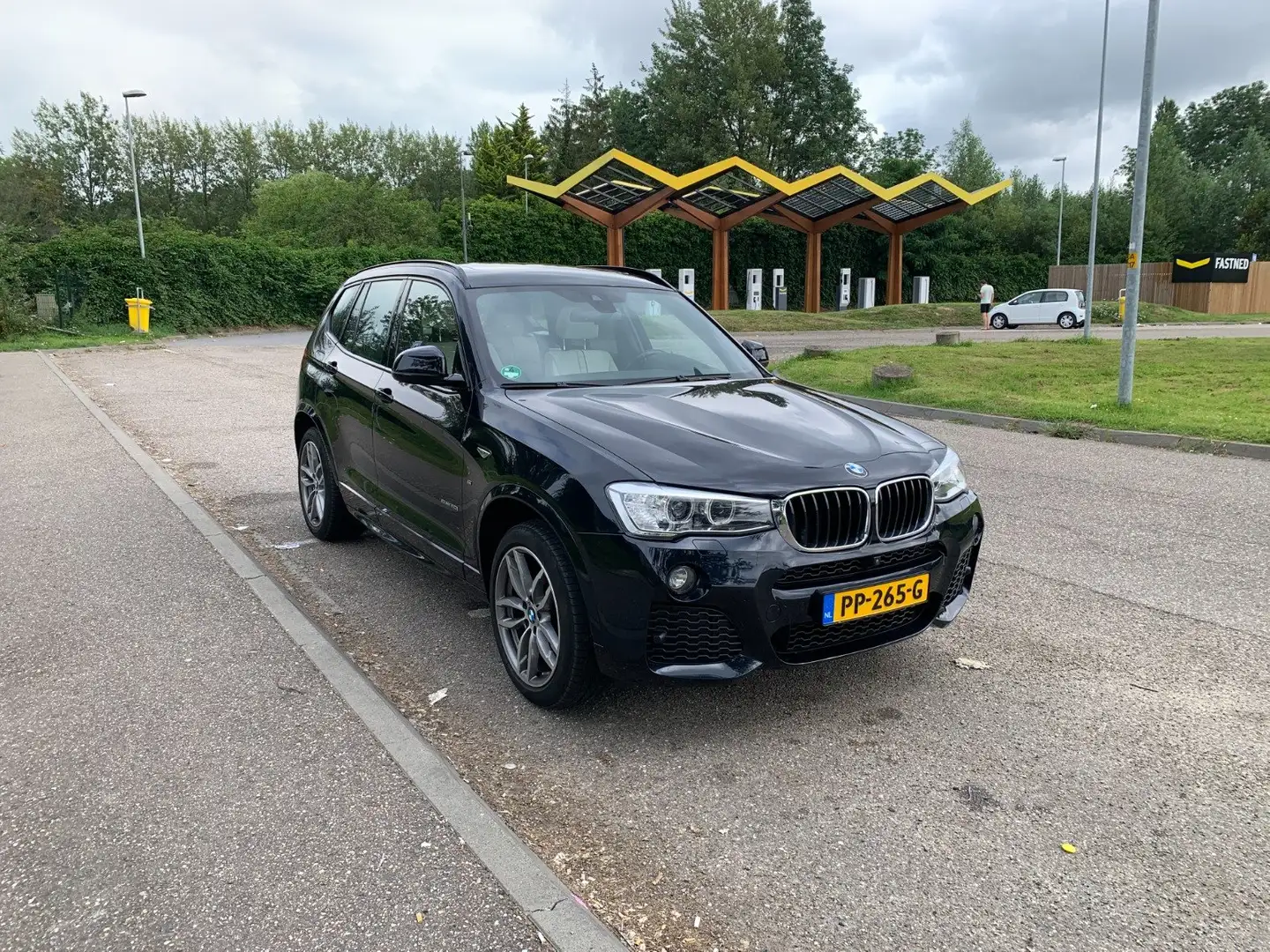 BMW X3 SDrive20i High Executive M SportDealer Onderhouden Zwart - 1