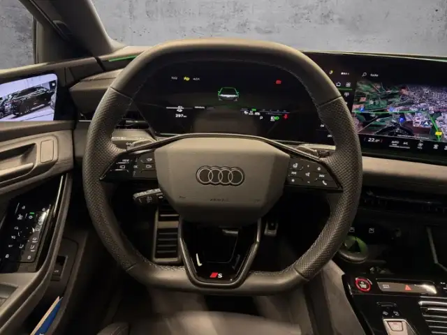 Audi A6 view 9