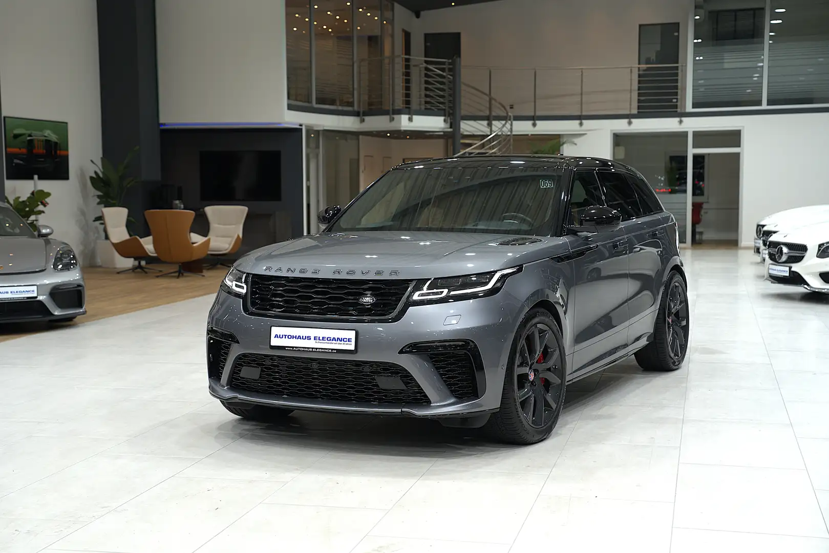 Land Rover Range Rover Velar SV Autobiography Dynamic Edition Grau - 1