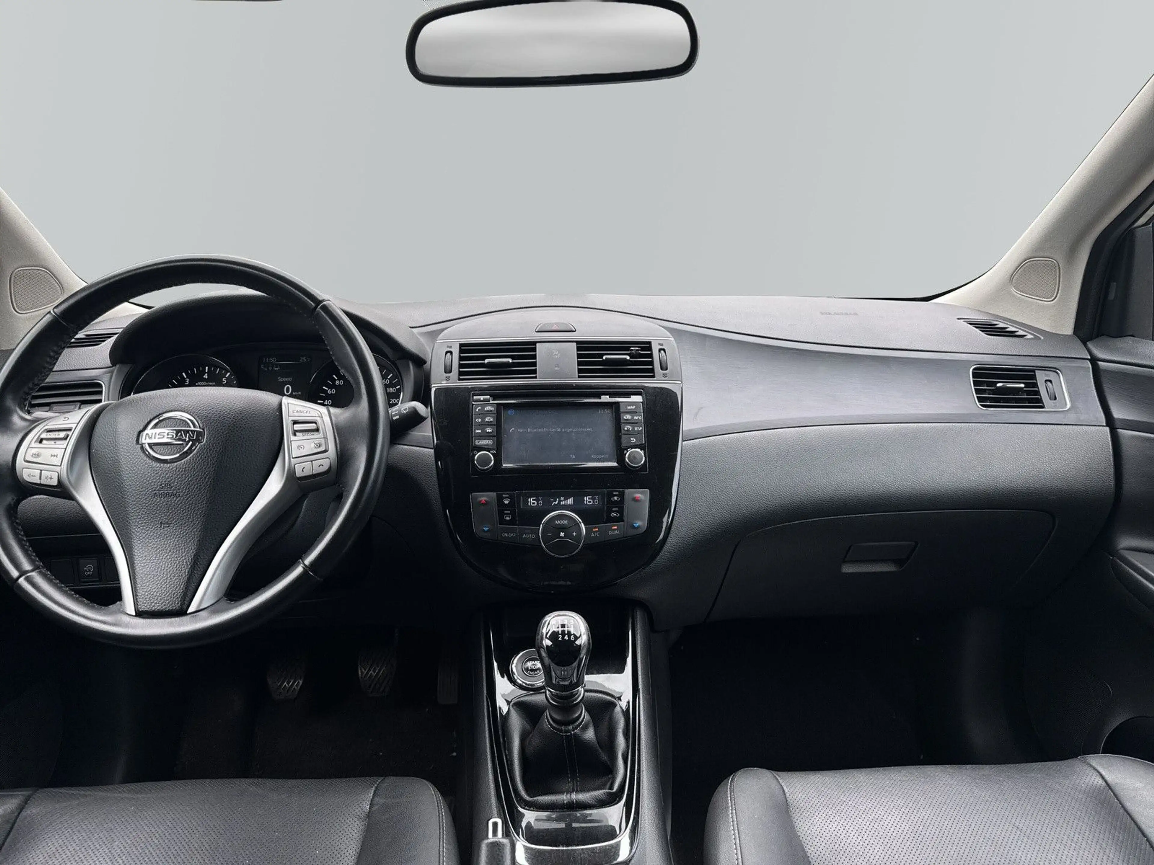 Nissan Pulsar Tekna — photo 7