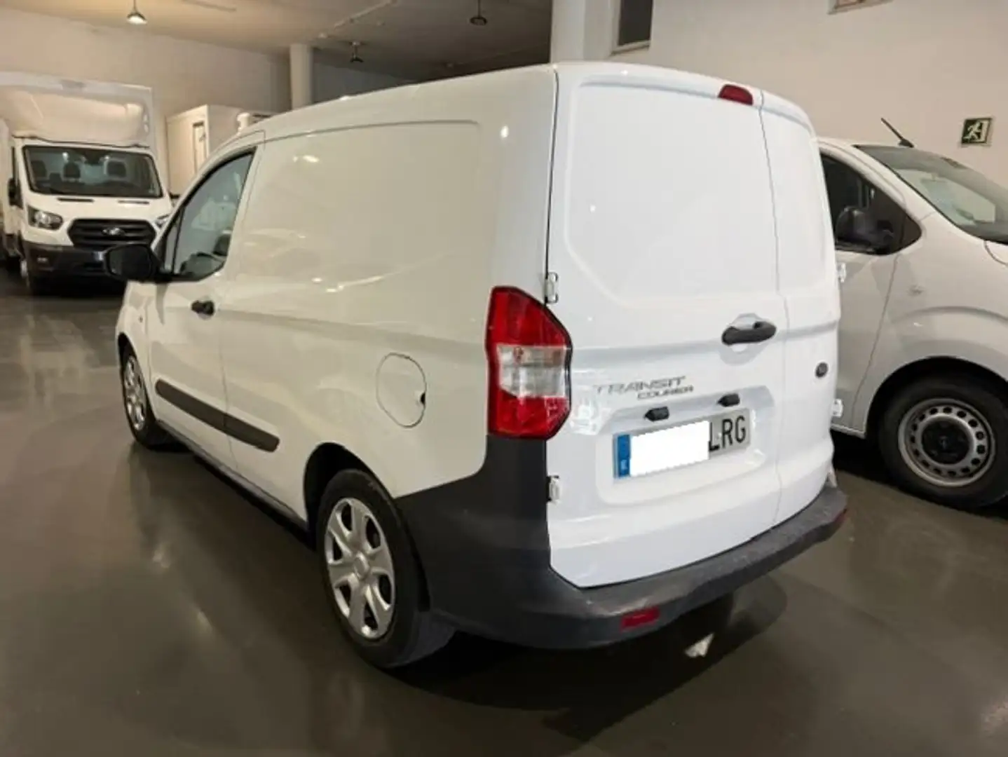 Ford Transit Courier Furgón 1.5 TDCi 71kW Trend 95cv Blanco - 2