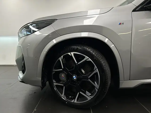 BMW X1 view 9