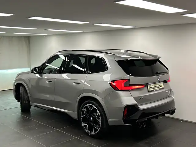 BMW X1 view 3