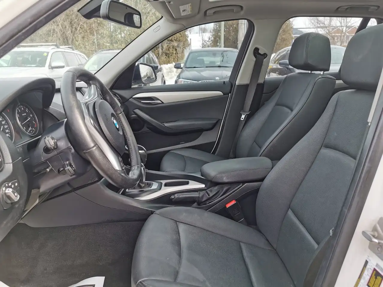 BMW X1 снимка BMW X1